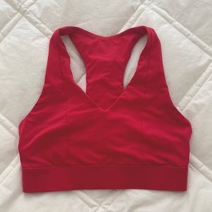 Fabletics on-the-go midi Sports Bra